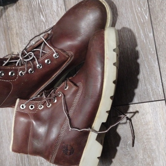 Timberland iconic brown leather high top lace boots. Size 10 - Picture 1 of 12